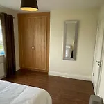 펜션 Modern 5 Bedroom House In Clare *