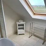 Modern 5 Bedroom House In Clare 스페니쉬포인트