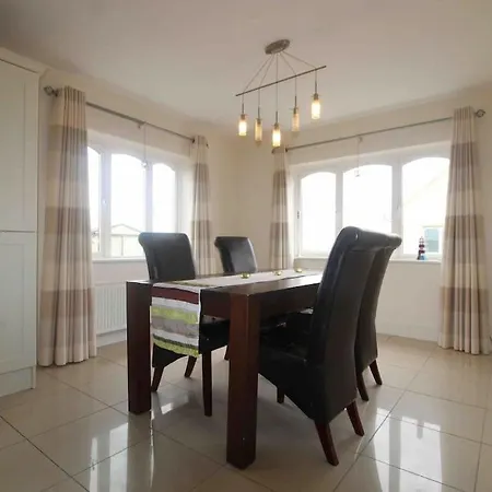 Modern 5 Bedroom House In Clare * Spanish Point
