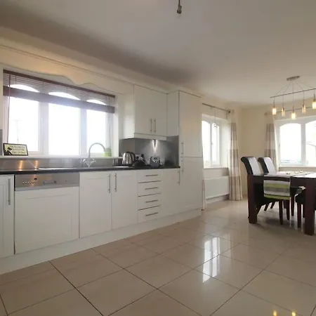 Modern 5 Bedroom House In Clare * Spanish Point