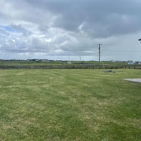 Modern 5 Bedroom House In Clare Ferienhaus *