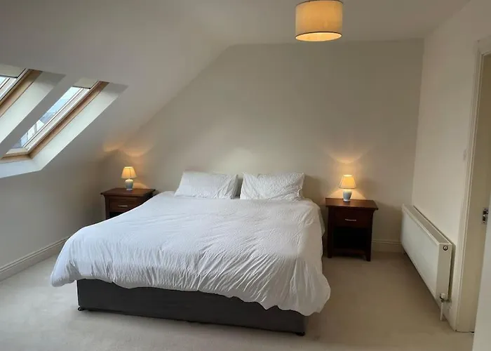 Modern 5 Bedroom House In Clare * 西班牙角